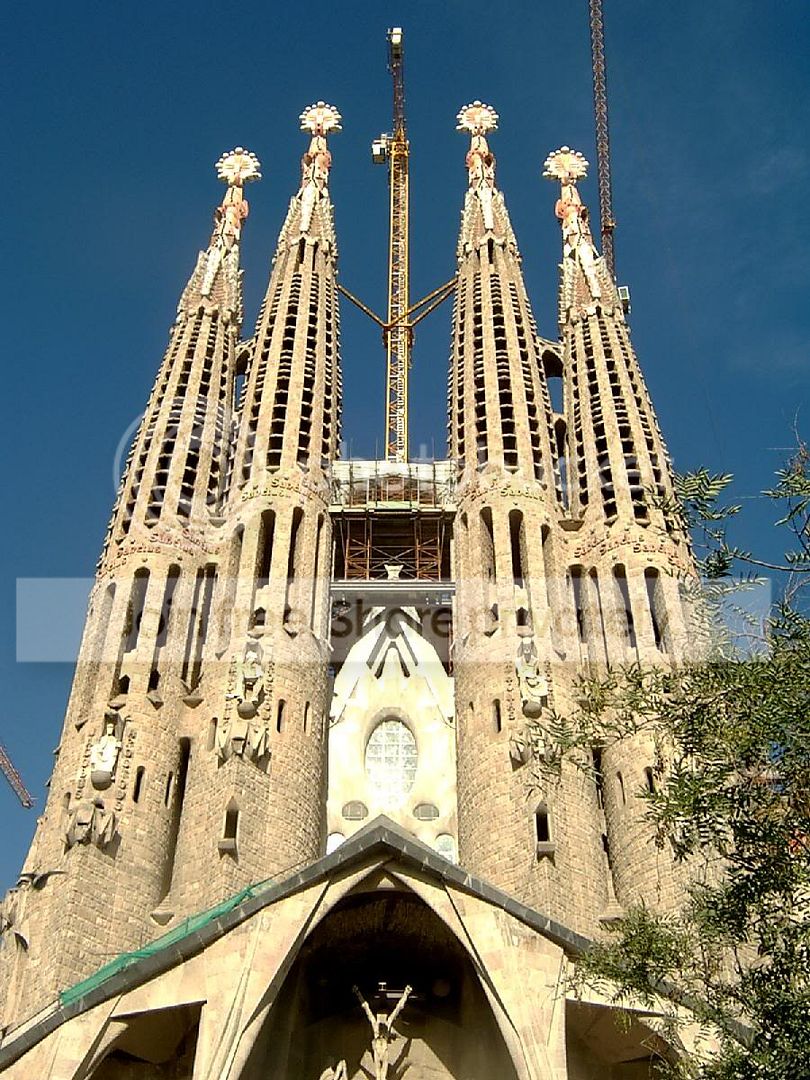 Sagrada Familía in Barcelona | Camino Santiago & Costa Brava